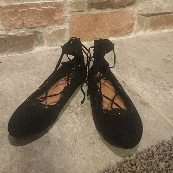 Report  Black Ballet Ankle Wrap Flats z7 - Picture 1 of 5